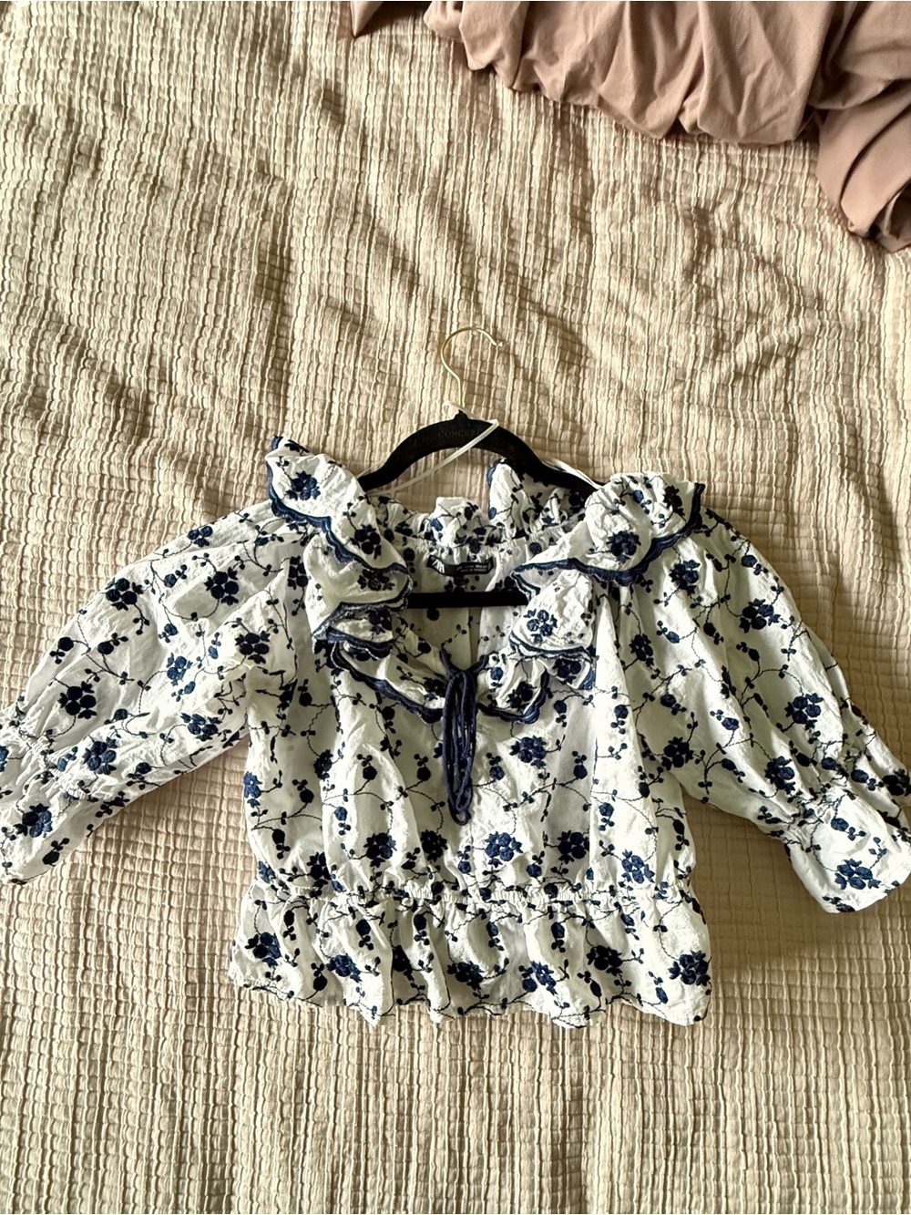 Zara White Top with Navy Floral Ruffle Collar